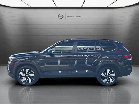 Used 2024 Volkswagen Atlas SE image 6
