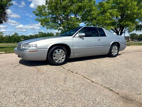 Used 1998 Cadillac Eldorado Touring w/ Safety/Security Pkg image 2
