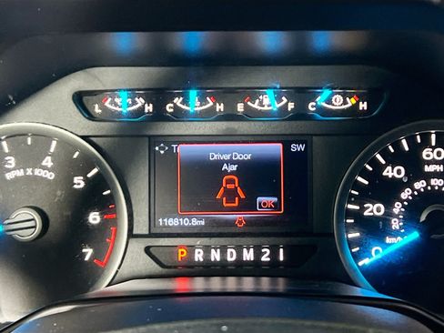 Used 2016 Ford F150 XLT w/ Equipment Group 302A Luxury AWD/4WD image 23