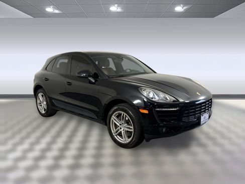 Used 2018 Porsche Macan AWD/4WD image 7