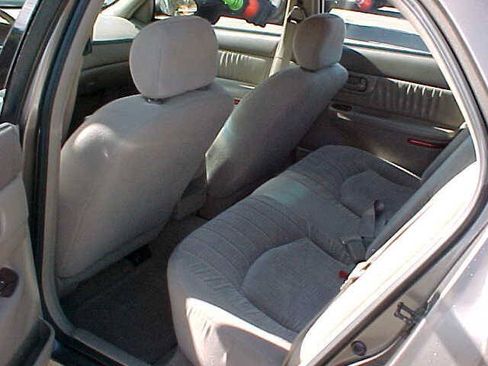 Used 2004 Buick Century Custom FWD image 16