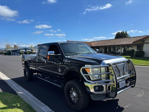 Used 2013 Ford F350 Platinum image 6