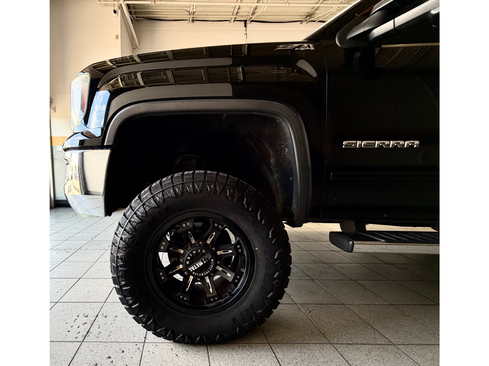 Used 2016 GMC Sierra 1500 SLE w/ Suspension Package, Off-Road AWD/4WD image 14