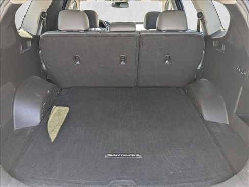 Used 2019 Hyundai Santa Fe Limited FWD image 6