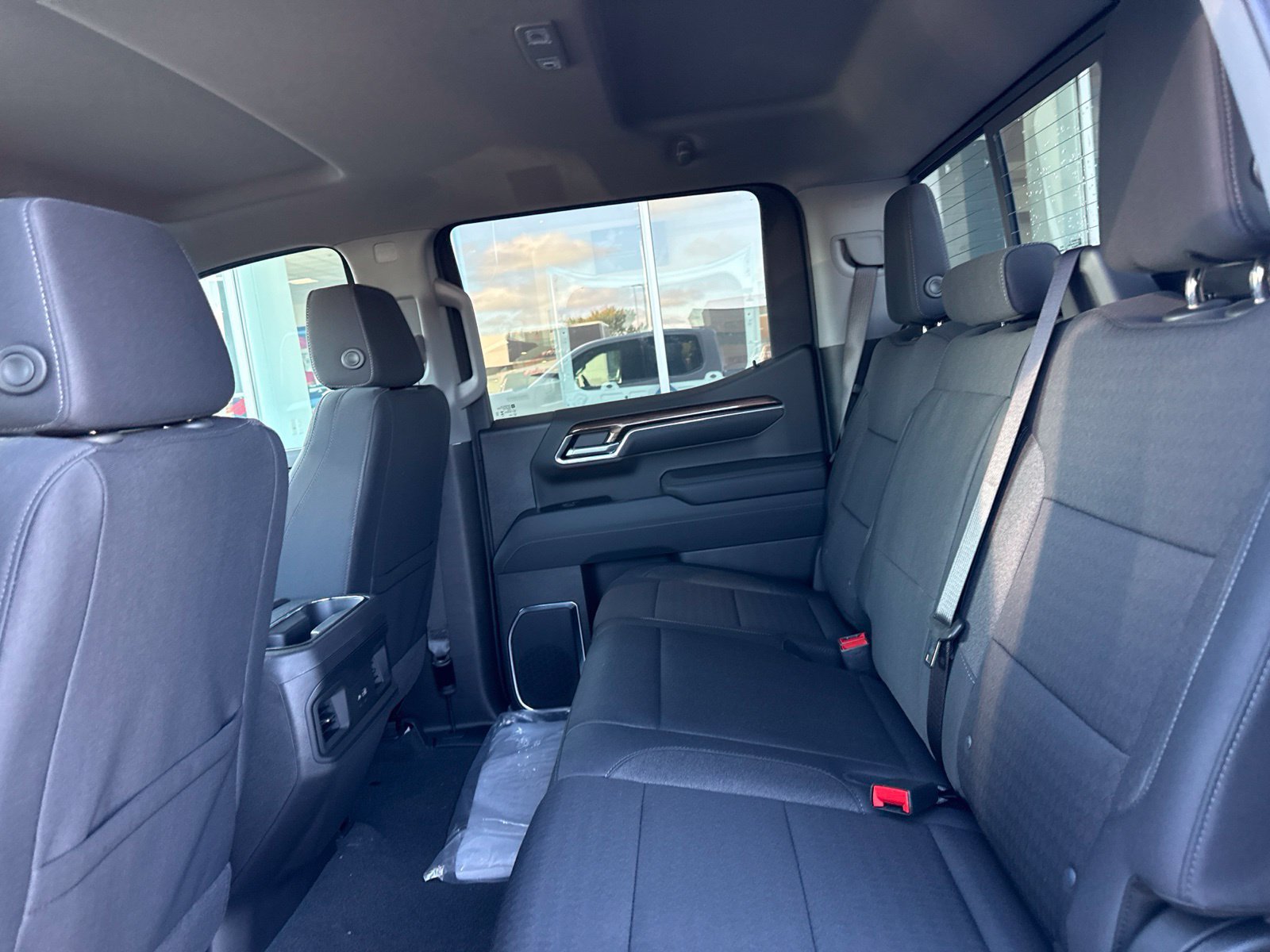 New 2026 Chevrolet Silverado 1500 RST w/ Z71 Off-Road Package AWD/4WD image 13