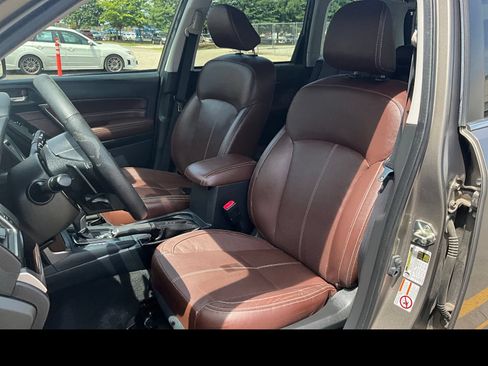 Used 2017 Subaru Forester 2.0XT Touring w/ Popular Package #2 AWD/4WD image 8