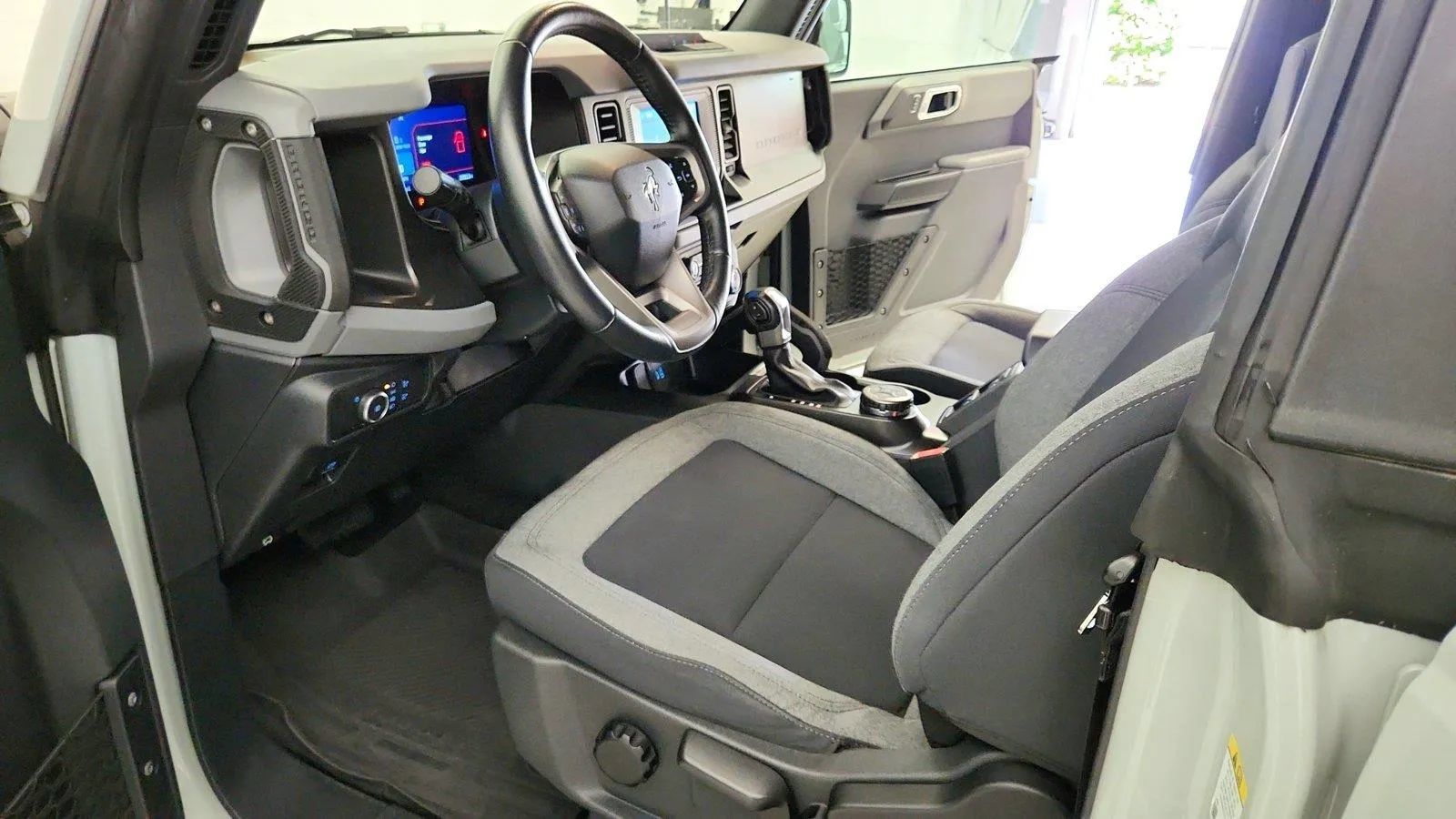 Used 2021 Ford Bronco Big Bend AWD/4WD image 14