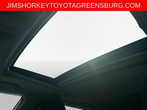 Used 2023 Toyota RAV4 XLE w/ Convenience Package image 23