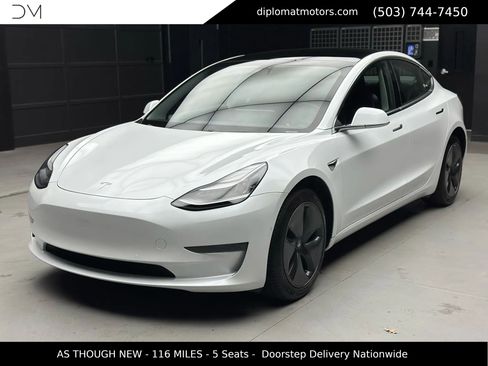 Used 2020 Tesla Model 3 Standard Range Plus image 1
