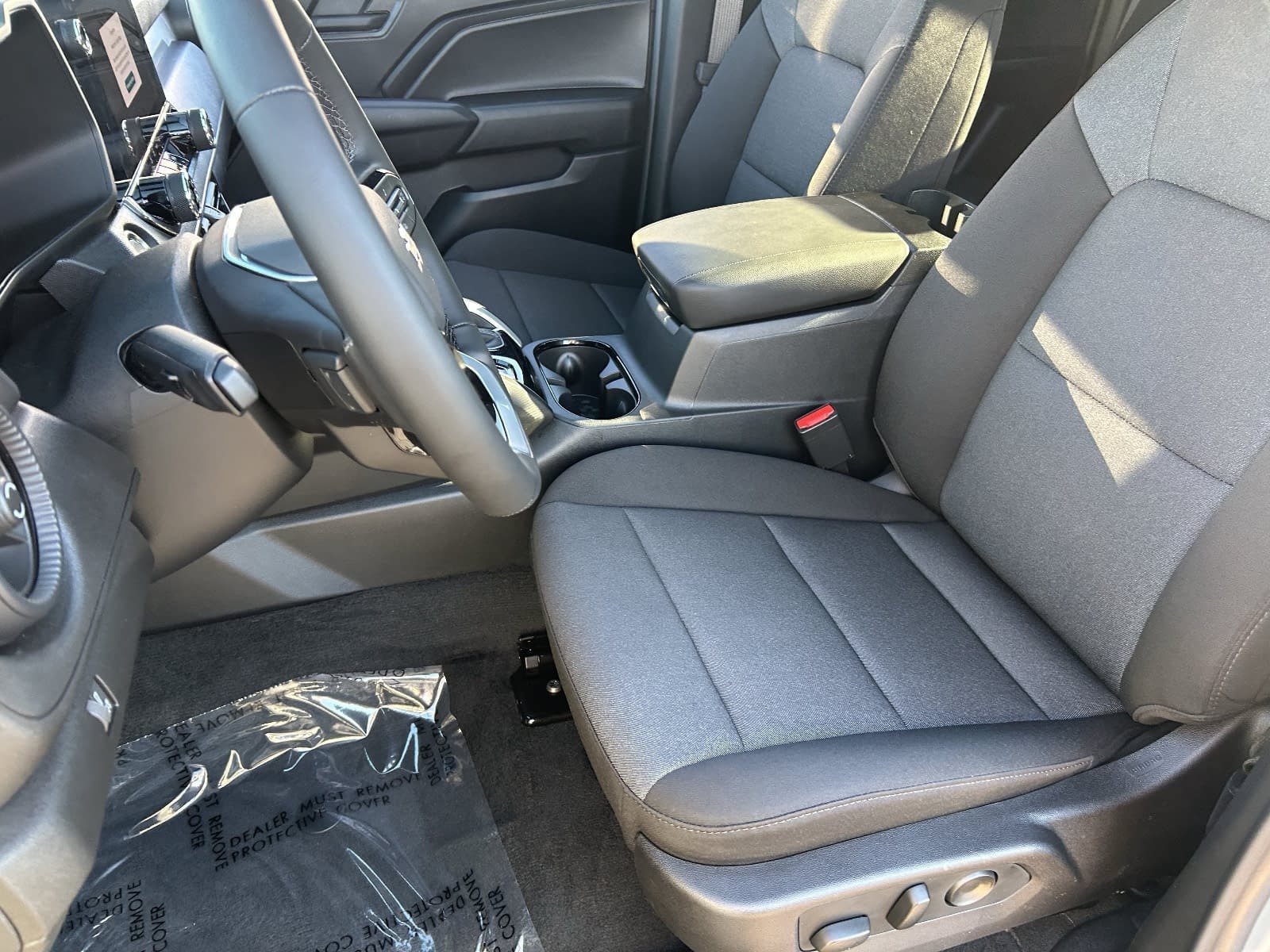 Used 2026 Chevrolet Colorado W/T w/ WT Custom Package RWD image 22