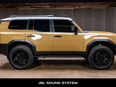 Used 2025 Toyota Land Cruiser image 10