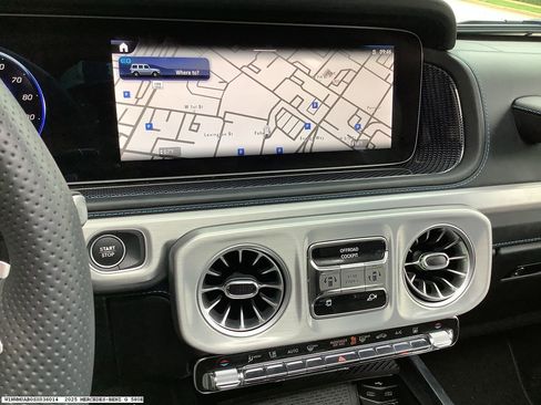 Used 2025 Mercedes-Benz G 580 w/ EQ Technology image 10