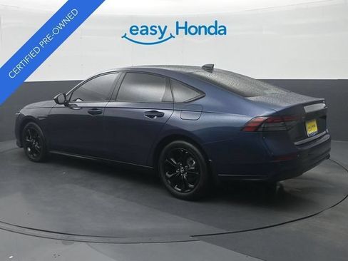 Certified 2025 Honda Accord SE image 5
