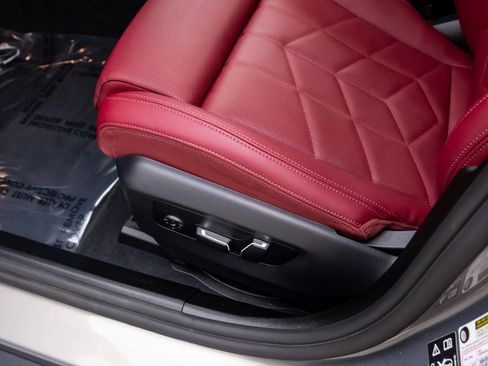 Certified 2025 BMW 540i xDrive image 14