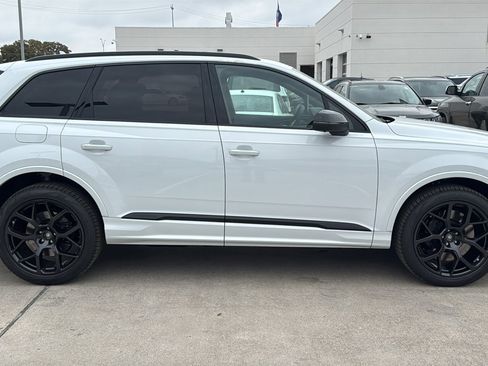 New 2026 Audi SQ7 Premium Plus AWD/4WD image 8