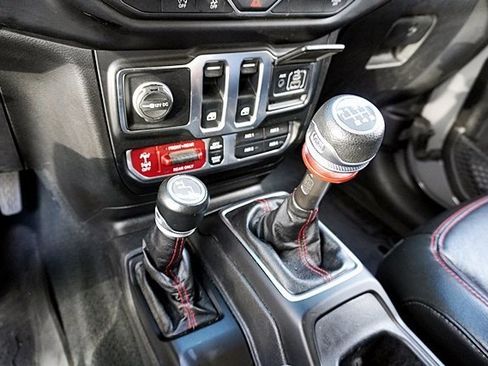 Certified 2022 Jeep Wrangler Rubicon w/ Steel Bumper Group image 30