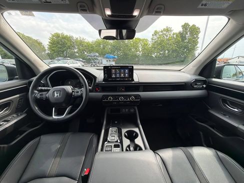 Used 2024 Honda Pilot EX-L image 11