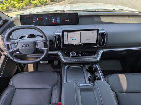 New 2026 Ford Expedition Platinum AWD/4WD image 19