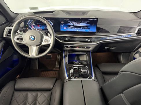 Used 2026 BMW X5 xDrive40i AWD/4WD image 12