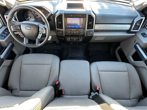 Used 2022 Ford F350 XLT w/ XLT Value Package image 17