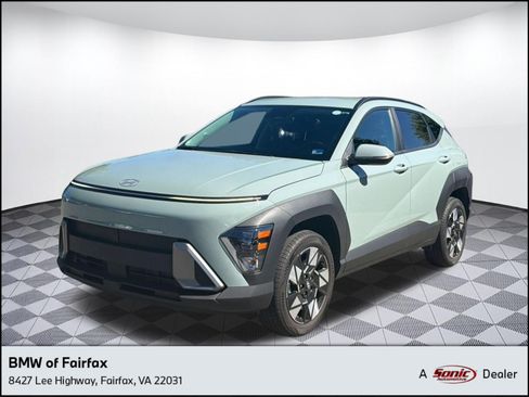 Used 2025 Hyundai Kona SEL AWD/4WD image 1