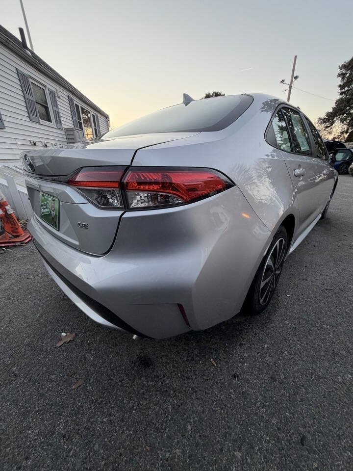 Used 2021 Toyota Corolla LE FWD image 6