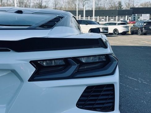 Used 2025 Chevrolet Corvette Stingray Premium Cpe w/ Z51 Performance Package image 10