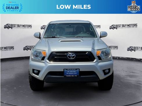 Used 2012 Toyota Tacoma 4x4 Double Cab w/ TRD Sport Pkg image 2