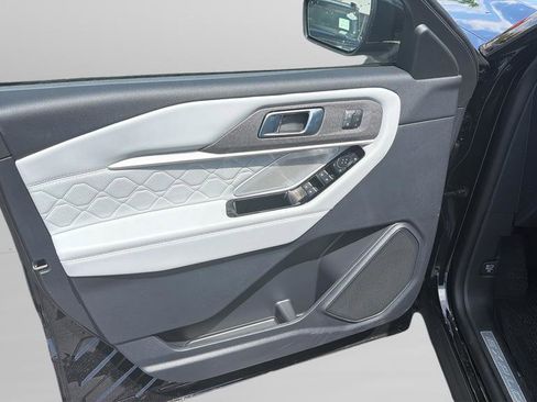 New 2026 Ford Explorer Platinum AWD/4WD image 22