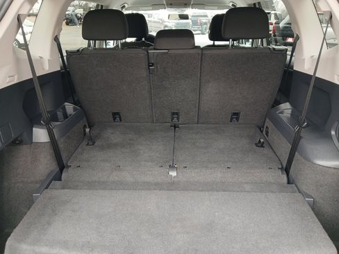 Used 2018 Volkswagen Tiguan S w/ 3rd Row Seat Package image 11