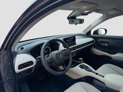 Certified 2023 Honda HR-V LX image 9