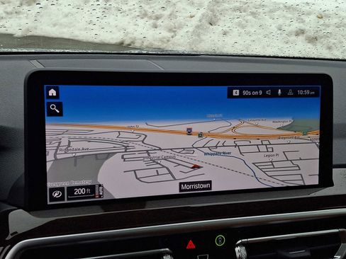 Certified 2024 BMW X3 xDrive30i w/ Premium Package image 17