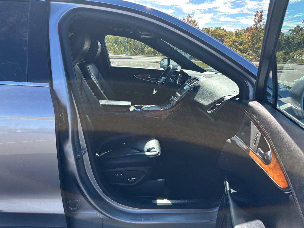 Used 2020 Lincoln Nautilus Reserve AWD/4WD image 22