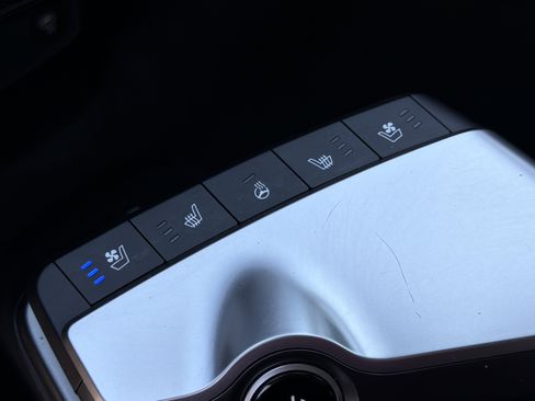 Used 2022 Kia EV6 Wind w/ Wind Technology Package image 32