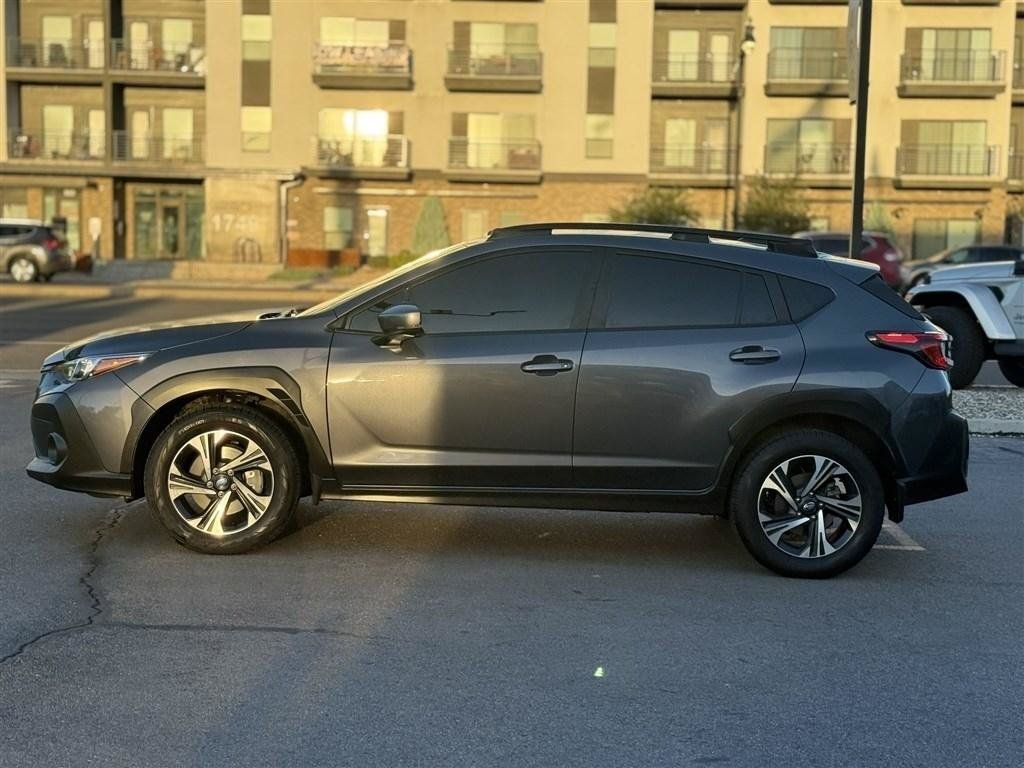 Used 2024 Subaru Crosstrek 2.0i Premium AWD/4WD image 4