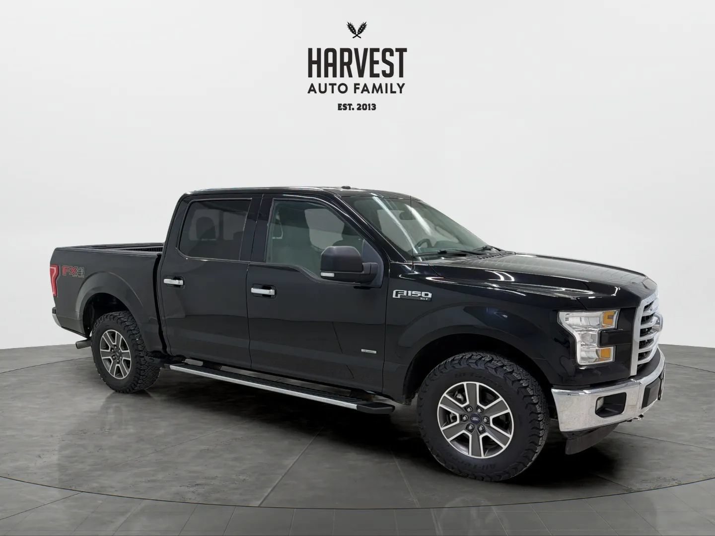 Used 2017 Ford F150 XLT w/ Equipment Group 302A Luxury AWD/4WD image 9