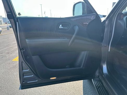 Used 2019 Nissan Armada SL w/ Premium Package AWD/4WD image 18