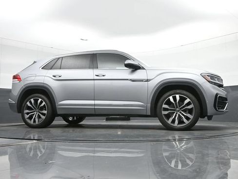 Used 2020 Volkswagen Atlas Cross Sport SEL Premium R-Line AWD/4WD image 36