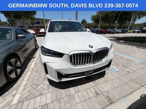 Used 2024 BMW X5 xDrive40i w/ Premium Package AWD/4WD image 5