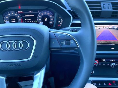 Certified 2025 Audi Q3 2.0T Premium w/ Convenience Package image 22