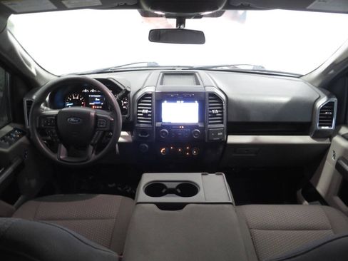 Used 2019 Ford F150 XLT w/ Trailer Tow Package RWD image 13