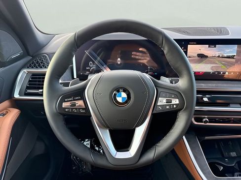 New 2026 BMW X5 xDrive40i w/ Climate Comfort Package AWD/4WD image 14
