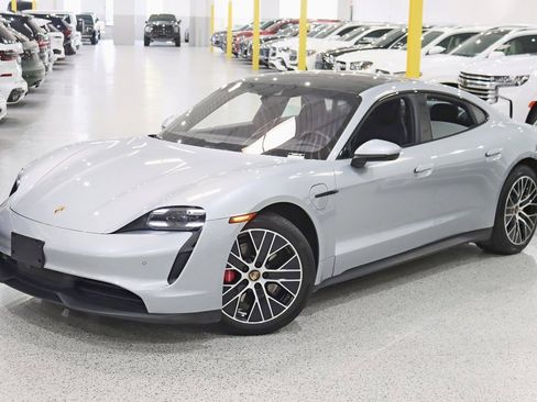 Used 2021 Porsche Taycan 4S image 7