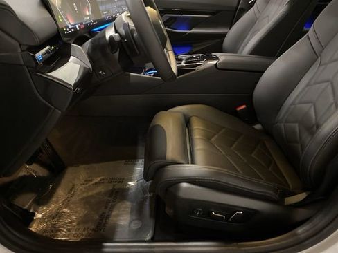 Used 2026 BMW 530i xDrive AWD/4WD image 69