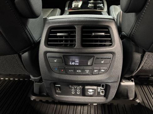 Certified 2020 Honda Pilot Elite image 32