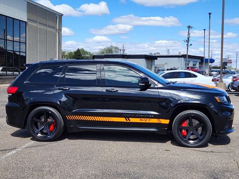 Used 2018 Jeep Grand Cherokee SRT AWD/4WD image 11