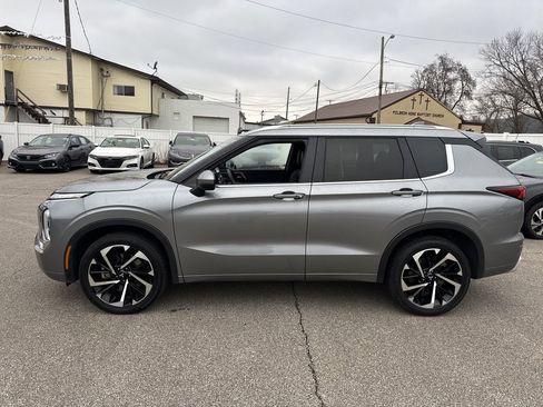Used 2024 Mitsubishi Outlander SEL image 8