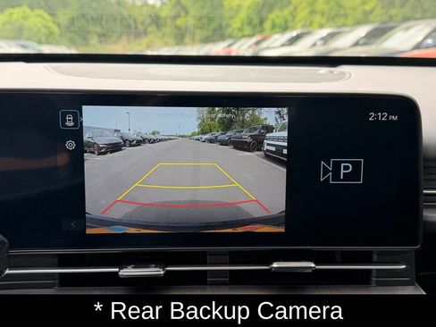 Used 2025 Hyundai Kona SEL AWD/4WD image 15