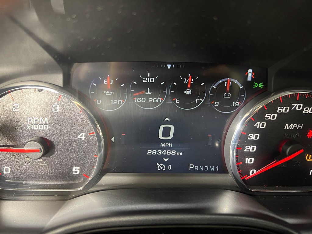 Used 2016 GMC Sierra 2500 Denali w/ Suspension Package, Off-Road AWD/4WD image 28
