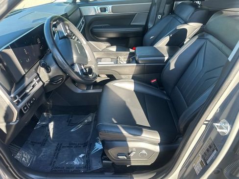 Used 2025 Hyundai Santa Fe SEL AWD/4WD image 27